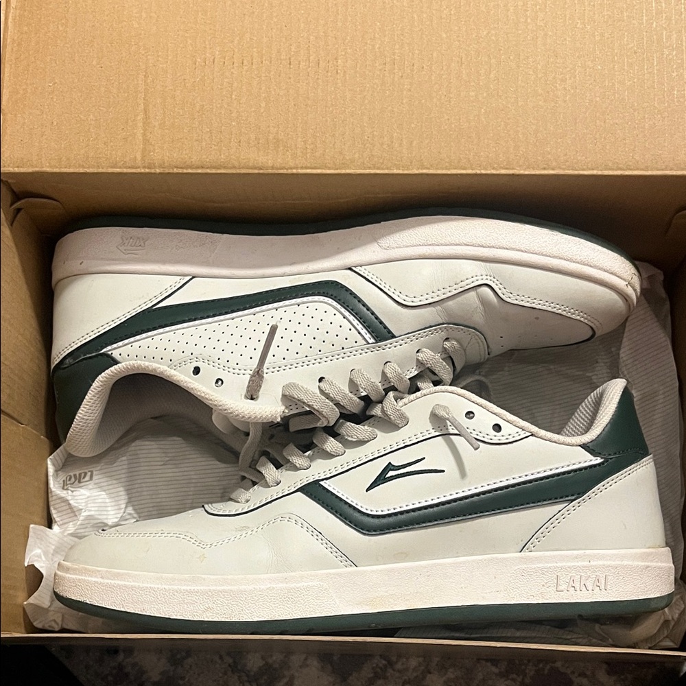 White and Green Men's Sneakers